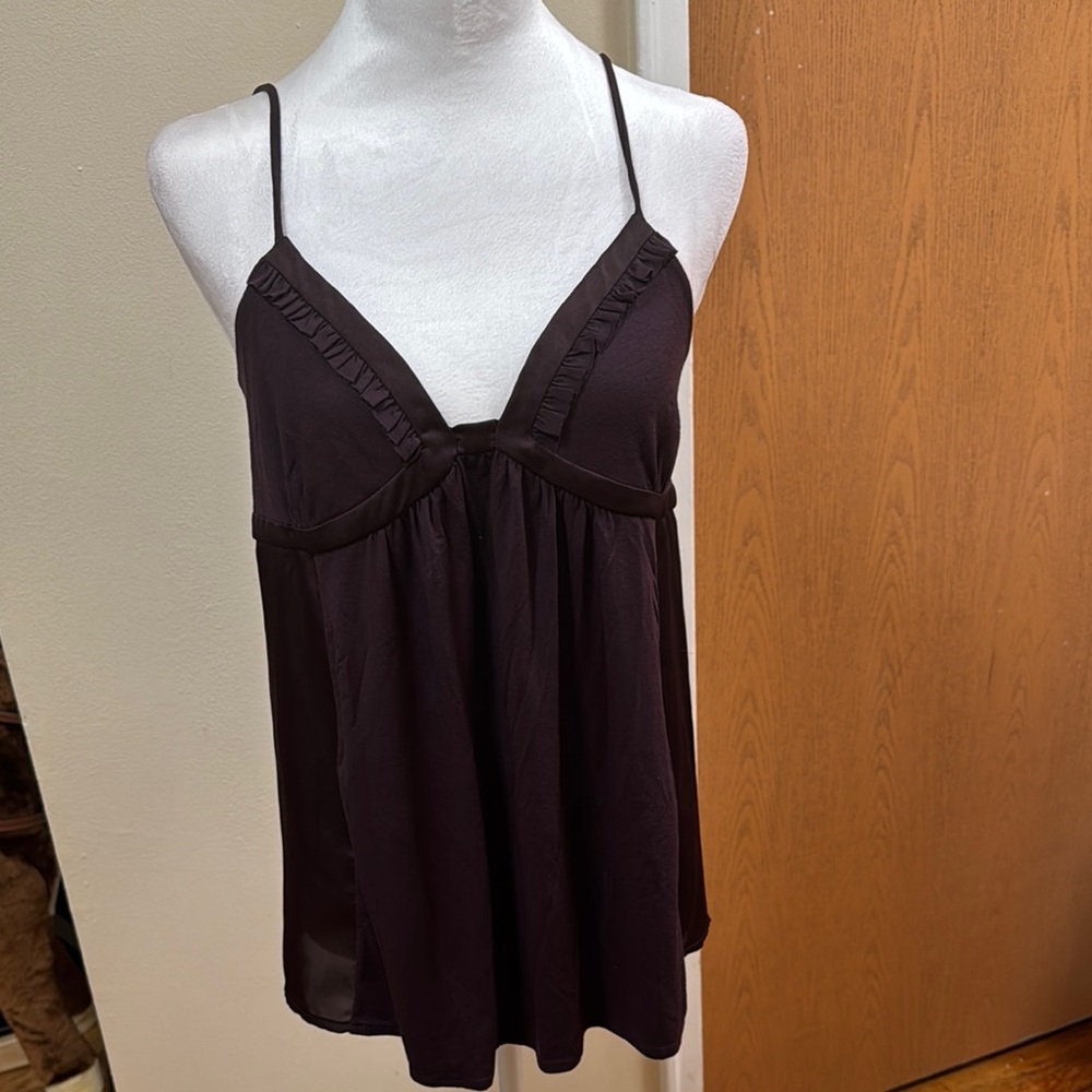 Chic Black Sleeveless Top